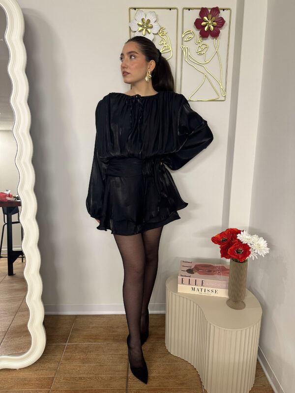 Vestito corto nero